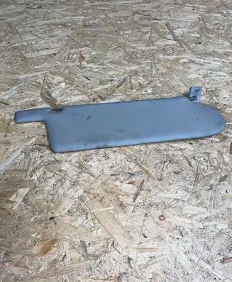 Sun visor