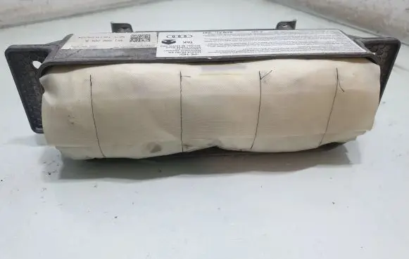 Audi A6 S6 C6 4F Passenger airbag 4F1880204D