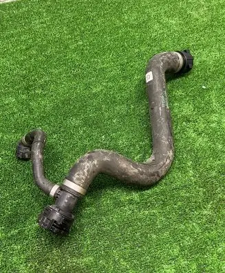 BMW 3 G20 G21 Coolant pipe/hose 8654823