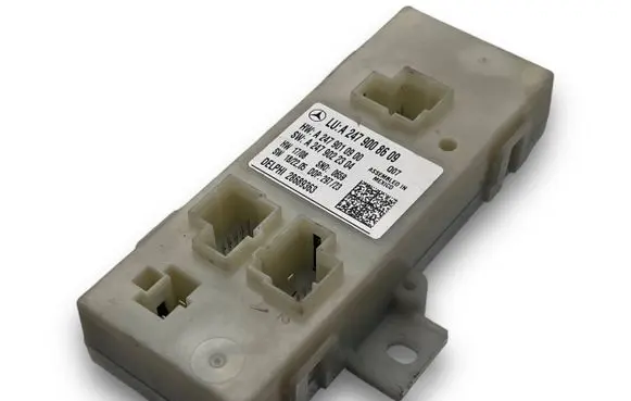 Mercedes-Benz B W247 Central body control module A4252 A2479010900