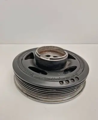 BMW 1 F20 F21 Crankshaft pulley 8584913