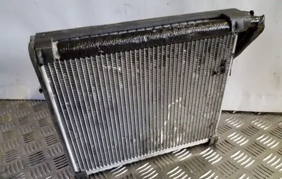 Audi A6 C7 Air conditioning (A/C) radiator (interior) 