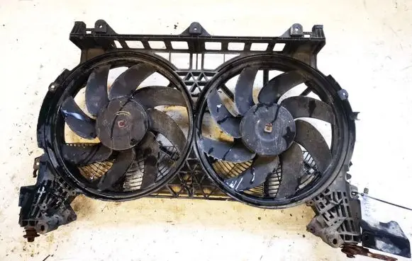 Renault Espace III Radiator cooling fan shroud