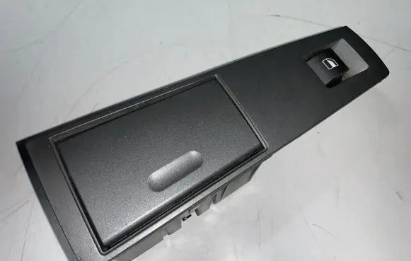 BMW 7 E65 E66 Rear door ashtray 7024489 100014311