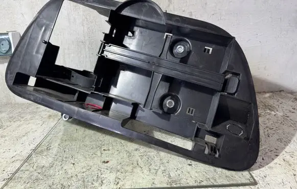 Mercedes-Benz B W245 Tool box A1698900361