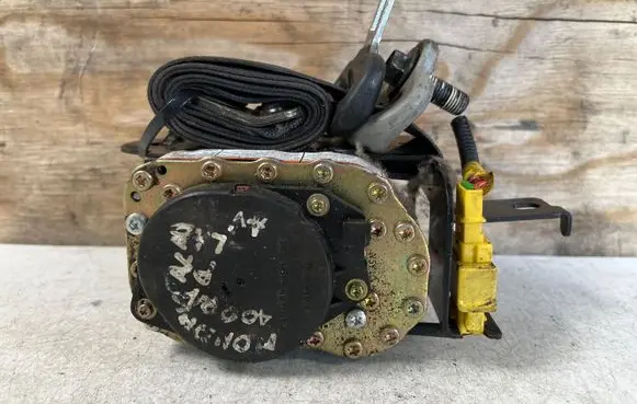 Honda Accord Front seatbelt C80009