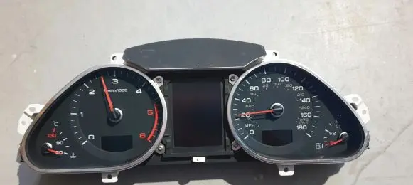 Audi A6 S6 C6 4F Speedometer (instrument cluster) 4F0920983G