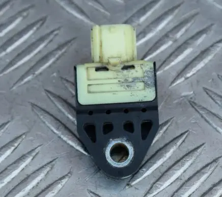 Subaru Forester SH Airbag deployment crash/impact sensor 98231FG000