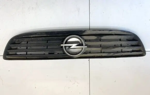Opel Zafira A Front grill 90580679