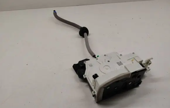 Audi A5 Rear door lock 85E839016G
