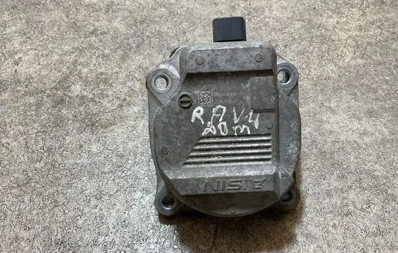 Toyota RAV 4 (XA50) Water pump 20M0915107 08101058801