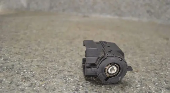 BMW 3 E46 Ignition lock contact 6901961