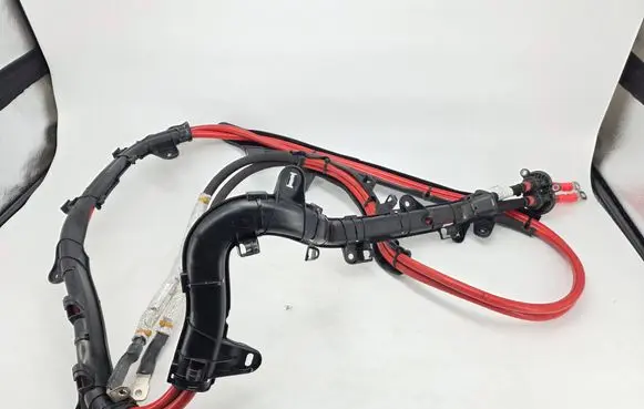BMW 2 G42 Positive cable (battery) 5A112C7 661050002 E6W789