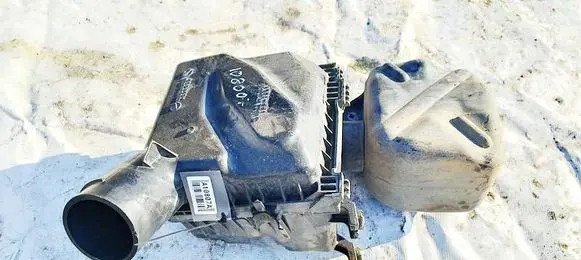 Air filter box