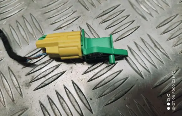 Audi Q7 4L Airbag deployment crash/impact sensor 1K0909606C