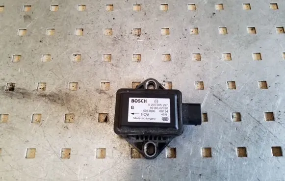 Toyota Avensis T250 ESP acceleration yaw rate sensor 0265005297 8918302020