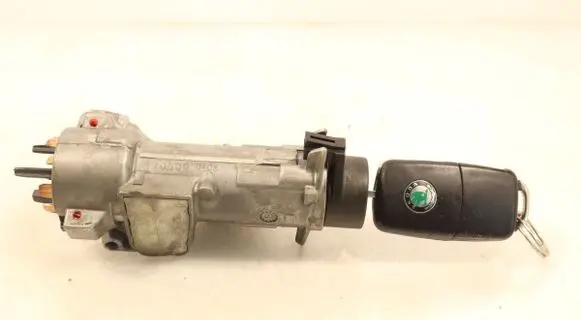 Skoda Roomster (5J) Ignition lock 4B0905851C