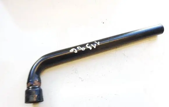 Seat Leon (1P) Wheel nut wrench 90539516