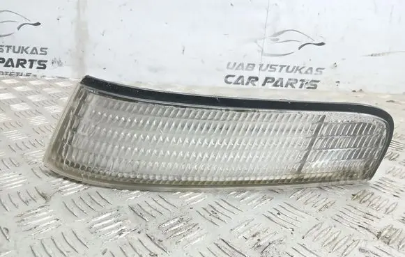 Pontiac Trans Sport Front reflector 16511151
