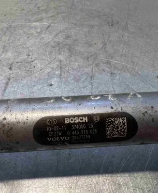 Volvo S70 V70 V70 XC Fuel main line pipe 30777759