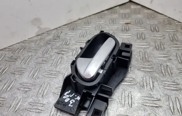 Peugeot 3008 I Front door interior handle 9683446877 9683446177