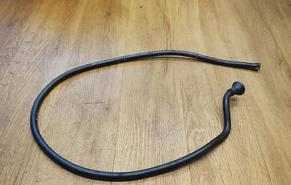 Porsche Macan (95B) Water drain line hose 95B877203A