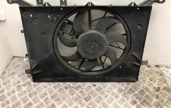 Volvo S60 Radiator cooling fan shroud 0130303909 8649634 3136613286