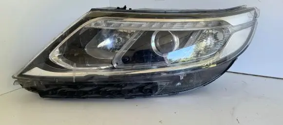 KIA Sorento Headlight/headlamp 921012PXXX
