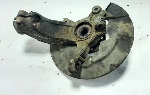 Volvo XC70 Front wheel hub 