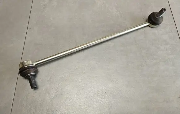 Cupra Formentor Front anti-roll bar/stabilizer link 5Q0411315A