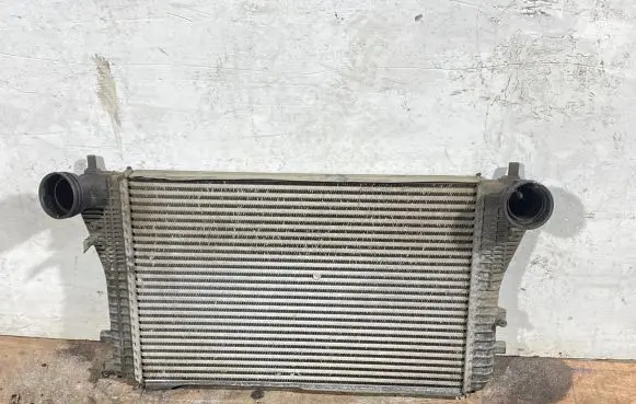 Volkswagen PASSAT B6 Intercooler radiator