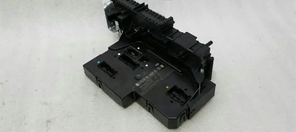 Mercedes-Benz E C207 W207 Comfort/convenience module A2129060005
