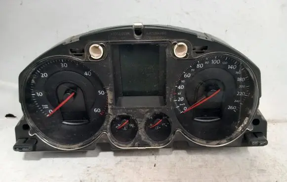 Volkswagen PASSAT B6 Speedometer (instrument cluster) A2C53194181