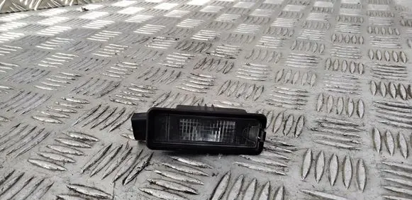 Volkswagen PASSAT B7 Number plate light 1K8943021