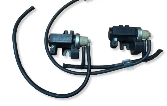 BMW 3 E92 E93 Turbo solenoid valve 7548706