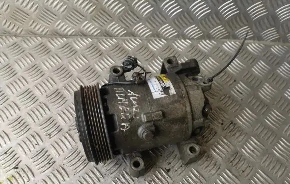 Nissan Primera Air conditioning (A/C) compressor (pump) 926009F511