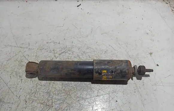 Nissan King Cab, Navara Rear shock absorber/damper