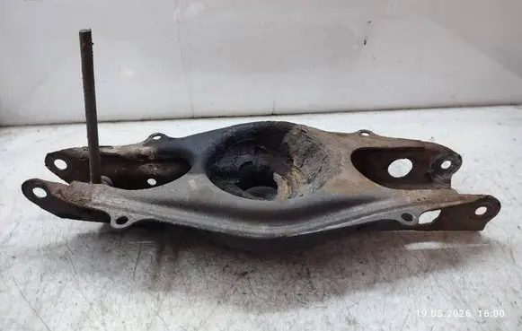 Mercedes-Benz E A207 Rear control arm 