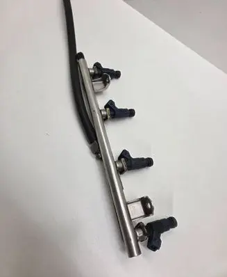 Audi A4 S4 B6 8E 8H Fuel injector 06B133551M 06B133317N