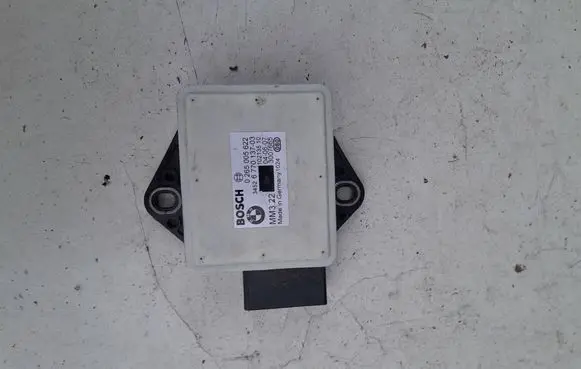 BMW 5 E60 E61 ESP acceleration yaw rate sensor 0265005622 3007665
