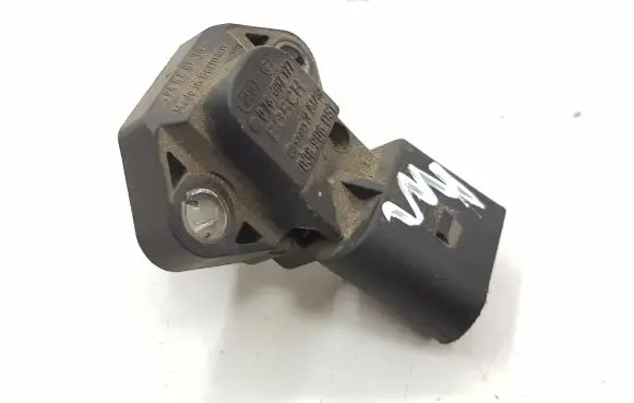Volkswagen PASSAT B5 Air pressure sensor 038906051 0281002177