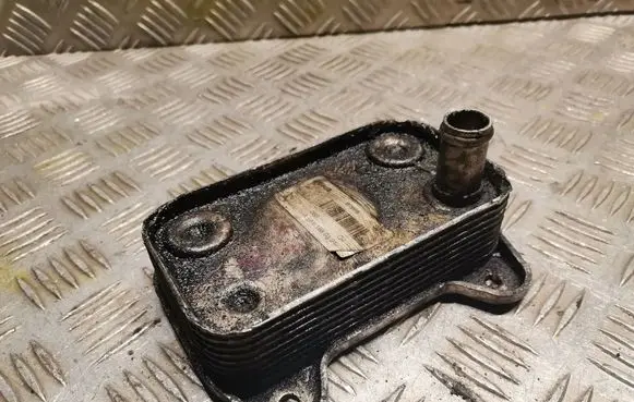 Mercedes-Benz C W203 Gearbox / Transmission oil cooler 6111880301