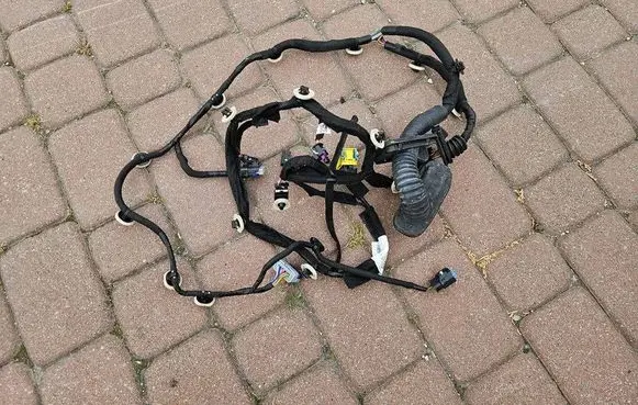Opel Mokka B Front door wiring loom 9842520380-