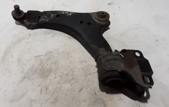 Volvo XC60 Front lower control arm/wishbone 31277525