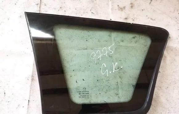 Peugeot 308 Rear side window as2