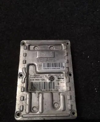 Volkswagen Touareg II Headlight ballast module Xenon 3D0909158 89027879