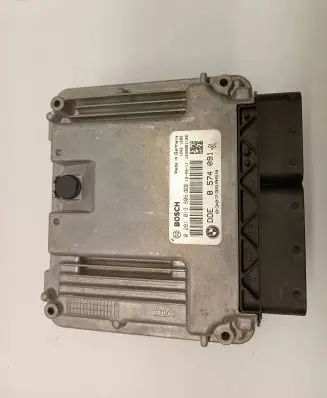 BMW 5 F10 F11 Engine control unit/module 8574091 0281019806 030735959