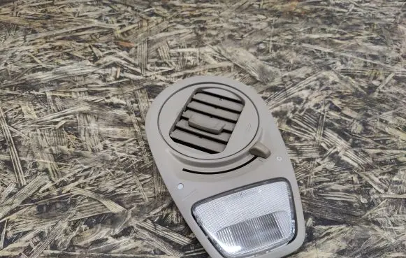 Honda Odyssey Rear seat light