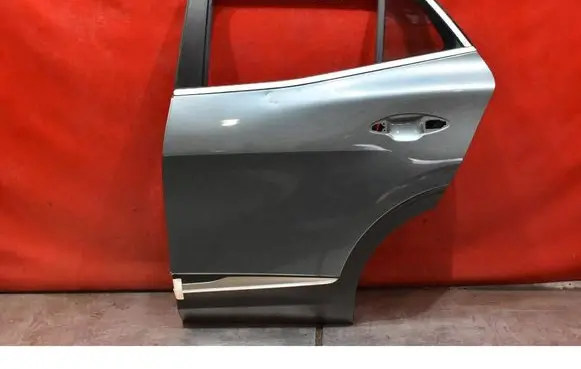 KIA Sportage Rear door 