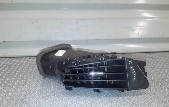 Opel Astra J Dash center air vent grill 13303921